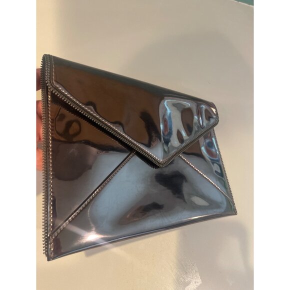 Metallic Silver Envelope Clutch Bag With Snap Closure & Interior Card Slots - Picture 3 of 10